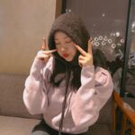 Kim Ye-won Instagram - Merry Christmas, everyone 🥳🎄✨💜