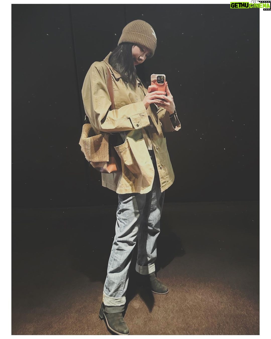 Kim Ye-won Instagram - 벌써 12월이 온다니 :) 그리고 곧 2024도 온다. 모든 날 모든 시간 더더 소듕하게 지내요💜