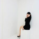 Kim Ye-won Instagram - 🧏🏻‍♀️🖤