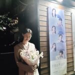Kim Ye-won Instagram - 벌써 한달이 흘러 10월 맞이 :) 뮤지컬 이토록 보통의 이제 거의 공연의 반이 흘렀다. 서툴렀고 최선의 선택들이었고 고마웠다. 그리고 여전히 모든 것이 멈추지 않고 흘러가고 있다. #musical #normal_like_this