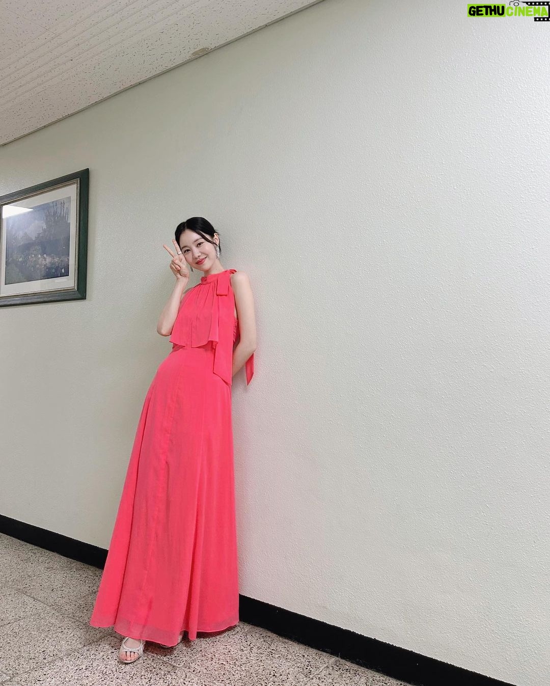Kim Ye-won - 20.9K Likes - 제 19회 제천국제음악영화제🌷🤍
크고 작은 난관을 딛어 더 의미가 크고 소중했던 자리에 함께하게 되어 너무 감사했습니다, :)
#제천국제음악영화제 #개막식
#JIMFF 🎶🎬❤️🔥
📷 by 우리 은희👩🏻❤️👩🏻