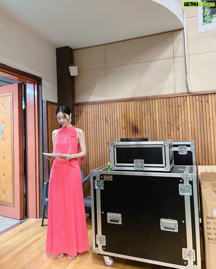 Kim Ye-won Instagram - 제 19회 제천국제음악영화제🌷🤍 크고 작은 난관을 딛어 더 의미가 크고 소중했던 자리에 함께하게 되어 너무 감사했습니다, :) #제천국제음악영화제 #개막식 #JIMFF 🎶🎬❤‍🔥 📷 by 우리 은희👩🏻‍❤‍👩🏻