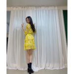 Kim Ye-won Instagram - random comet in yellow :)🌼 ☄️🤍