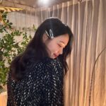 Kim Ye-won Instagram - 4회가 왔습니다👨‍👧🧶 오늘은 새롭고 즐거운 데이트의 날이에요 :) 꺄- 💜 지금 티빙으로 와주세요 여러분! 🏃🏻‍♀️ #티빙오리지널 #환승연애3 🫶🏻 @tving.official ✨