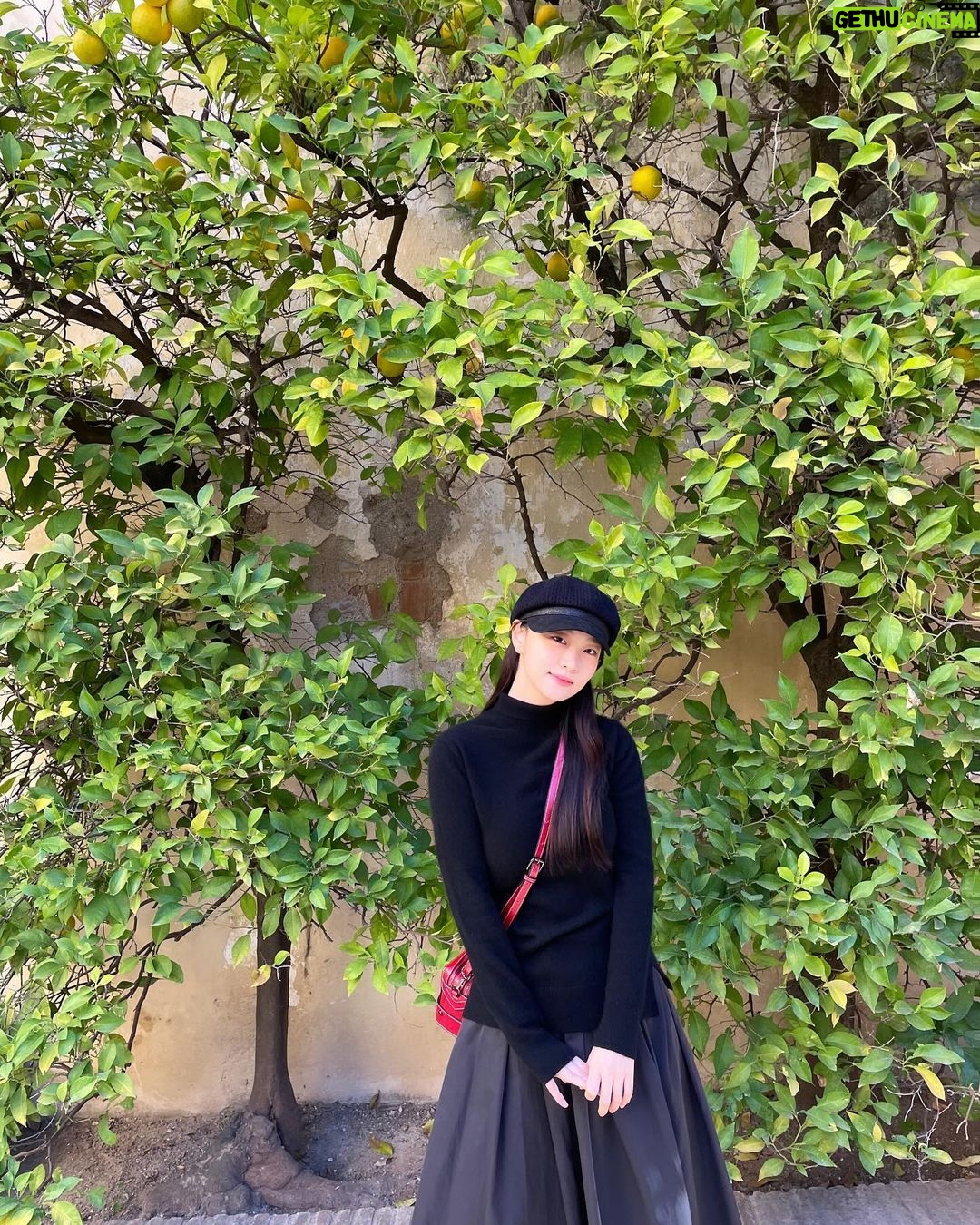 Kim Yi-kyeong Instagram - Tiempos preciosos. Spain