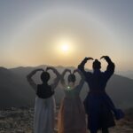 Kim Yi-kyeong Instagram - ⠀ 잊지 못할 순간들 소중한 시간 감독님과 모든 스태프분들께 너무 감사드립니다,,,🫶🏻 행복했습니다 🩷 #오늘도사랑스럽개 #agooddaytobeadog