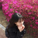Kim Yi-kyeong Instagram - 곧 봄이 올 거예요 🌺🌷🌸🌻🪻🌹 #오늘도사랑스럽개 #agooddaytobeadog #지아 #mbc #netflix #wavve