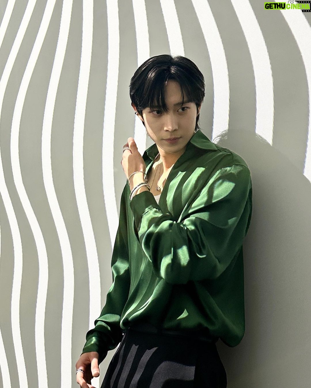 Kim Young-dae Instagram - #Boucheron #MoreisMore #부쉐론전시 #BoucheronHighJewelry