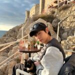 Kim Young-dae Instagram - 🐱🥰