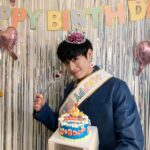 Kim Young-dae Instagram - 짠😂🤣 생일 축하해주신 모든 분들께 진심으로 감사드립니다☺️ 모두 건강하세요💪🏻