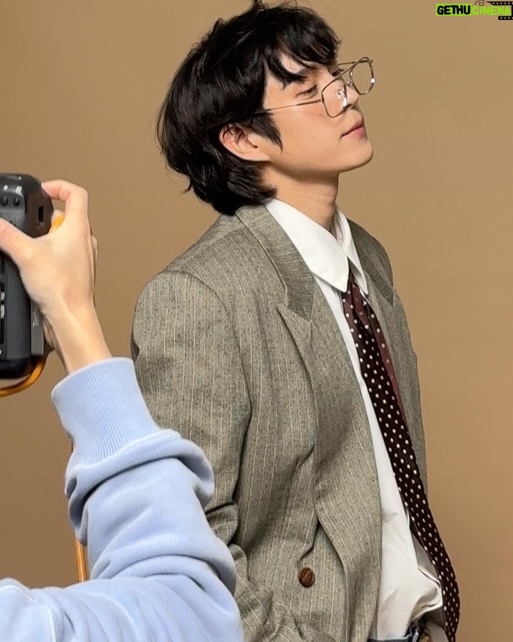 Kim Young-dae - 1.3 Million Likes - 비하인드🧡