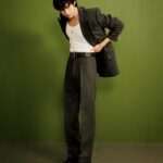 Kim Young-dae Instagram - 소랑이랑 헌이🙇‍♂️🙇‍♀️ @marieclairekorea #금혼령