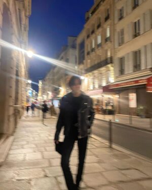 Kim Young-dae Instagram - Good days in paris🤓