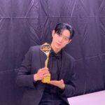 Kim Young-dae Instagram - 진심으로 감사드립니다 새해 복 많이 받으세요 해삐뉴이어☺️