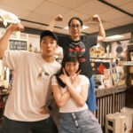 Kimi Chen Instagram - ♥ 今天去找姐啦！之前在愛媛的時候一直聽姐說她店的事情，從那時候就一直很想去，終於在今天去到啦🥹好可愛又好舒服的店呀！雖然有貓咪，但是貓咪其實很乖很乖，而且還有可愛的烏龜🐢❤️ 因為工作遇見你們，這個緣分真的很感謝🩷🫂 · 今日はエリカさんのお店に行きましたー♪ 愛媛の時にエリカさんからお店の事を聞いて、すごく行ってみたかったので、今日行けてよかったです！🥹 本当に可愛らしいお店で、お店には猫さんや亀さんもいました！（猫は怖かったけど、亀さんは可愛い☺️） 一緒に愛媛に行って仕事して、今日は台湾で会えて本当に嬉しかったです！❤️🫂