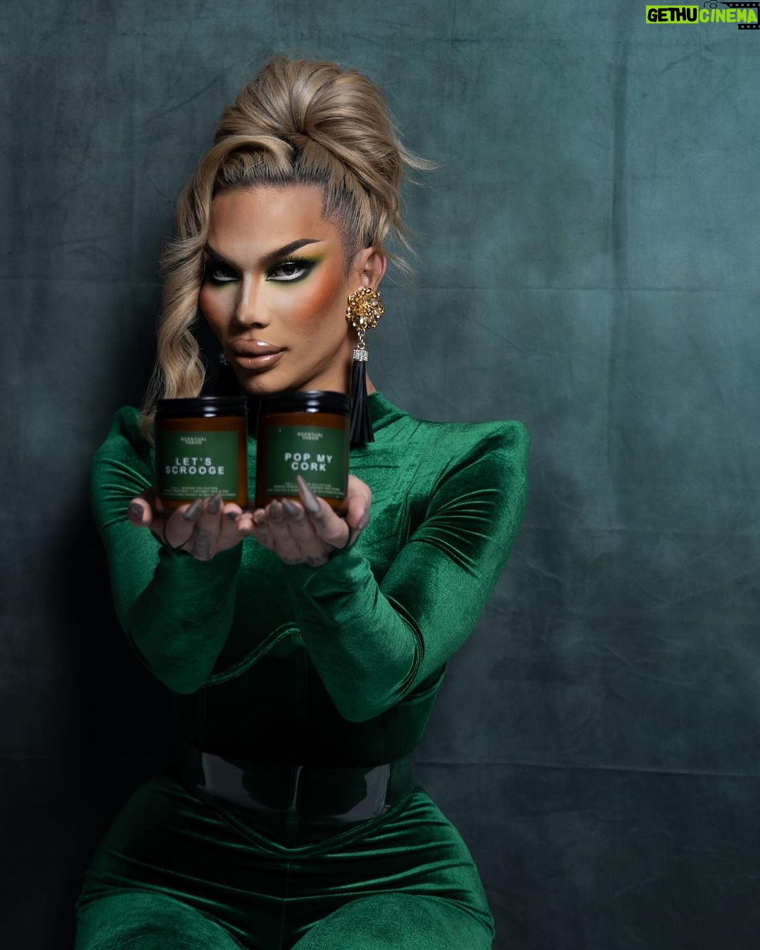 Kimora Blac Instagram - MY LIMITED EDITION HOLIDAY CANDLES ARE HERE!!! 'Pop my Cork' - Effervescent | Exotic | Fruity A scent that caresses your senses and arouses your most scentual taboo desires. Core Fragrance Notes: Birch, Frosted Juniper & Warm Cashmere. All candles are hand crafted & hand poured in Southern California using a premium coconut wax blend. Due to our hand crafted heritage each candle may have unique inclusions caused by pouring technique. Www.Scentualtaboo.com Los Angeles, California