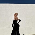 Kimora Blac Instagram – 100 miles away in @FashionNova 

Wearing ‘Stella Velvet Gown Set’ Los Angeles, California