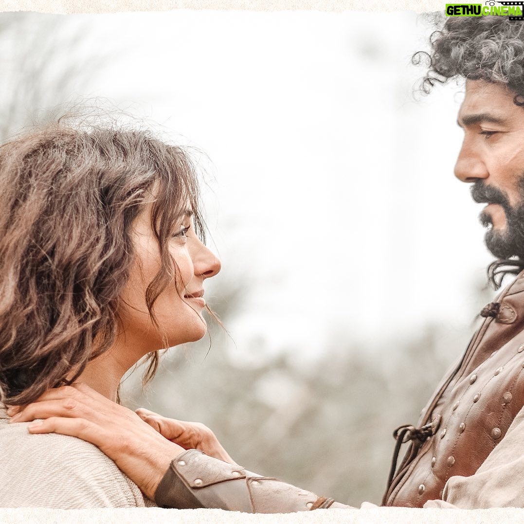 Kinda Hanna Instagram - #repost @kingdomsoffire ・・・ طومان و نلباي #ممالك_النار 🔥 📅 من الأحد إلى الأربعاء . 🕛 KSA 23:00 | UAE 00:00 . 📺 @mbc1 @mbciraqtv @mbcmasrtv @mbc_masr2 @mbcpersia @mbc5tv MBC Group