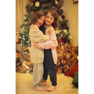Kinda Hanna Instagram - 🌸 #Love #peace #mygirls