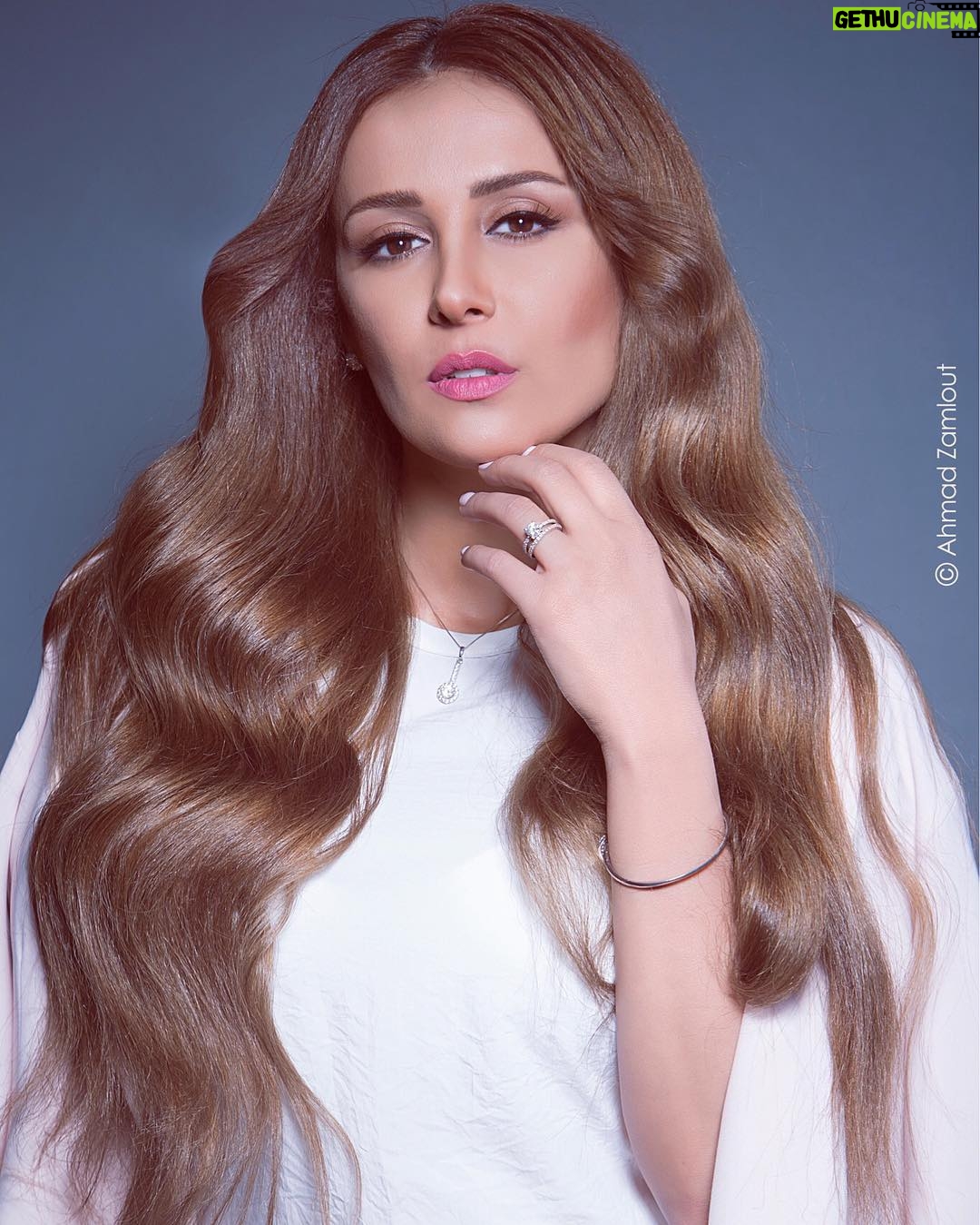 Kinda Hanna Instagram - Could be something BRAND NEW,,Something OLD,,,,could just be something that makes you DIFFERENT! #kinda_hanna #damascus #syria Syria