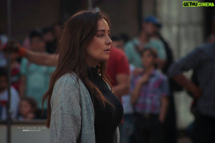 Kinda Hanna Instagram - #فيلم #دمشق_حلب #اخراج #باسل_الخطيب #دريد_لحام #كندة_حنا #حلب #سورية @hov_22 Aleppo, Syria