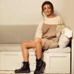Kinda Hanna Instagram - يسعد مساكن 🤍 photography by @ahmad_zamlout and Stylist @lucymoussan مشروع دمّر