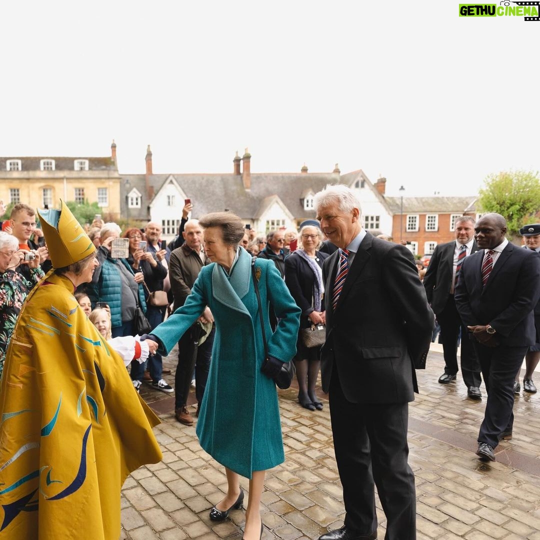 King Charles III of the United Kingdom Instagram - Last year’s #TheBigHelpOut saw millions of volunteers supporting their communities as part of The King’s Coronation celebrations. On the 7-9 June, there will be another opportunity to take part.