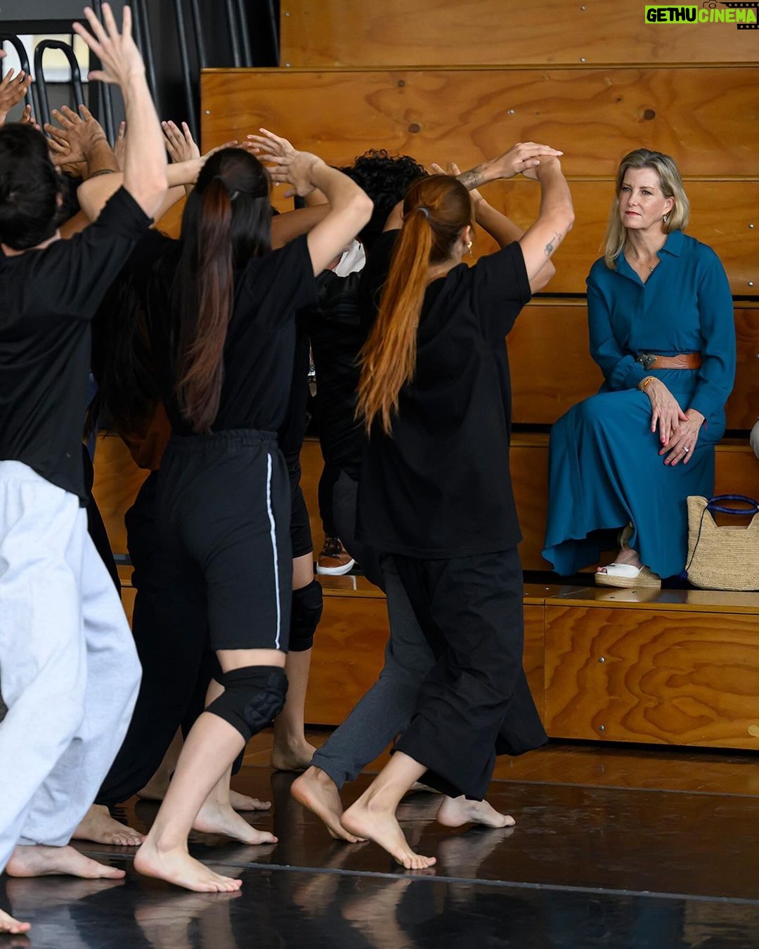King Charles III of the United Kingdom Instagram - The Duchess of Edinburgh has visited La Licorera, the cultural centre for dance and choreography in Cali, Colombia. HRH joined a workshop with local dancers from @incolballet_oficial and heard about the positive role the arts play in healing communities. In Bogotá, HRH attended a round table meeting with Colombian stakeholders working to support survivors of conflict related sexual violence, to mark the anniversary of the Prevention of Sexual Violence in Conflict International Conference, which she attended in London. HRH spoke at a fashion showcase of work by designers who have been impacted by the armed conflict. “This show not only represents a fusion of fashion and environmental responsibility, but also serves as a celebration of the resilience and creativity of those who crafted it.” Read on for more: royal.uk/news-and-activity/2023-11-29/the-duchess-of-edinburgh-in-colombia