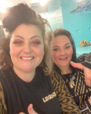 Kiri Pritchard-McLean Instagram - What a wholesome night at the #allkillanofilla Christmas Show. 
We're so excited for the tour next year. 
Thanks to @nottinghamartstheatre for having us and to @berksnest for looking after us.