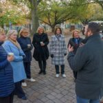 Kirsten Gillibrand Instagram - It was my turn to host our bipartisan women senators’ dinner, so I took my friends on a field trip to a local DC historic landmark — the @congcemetery!