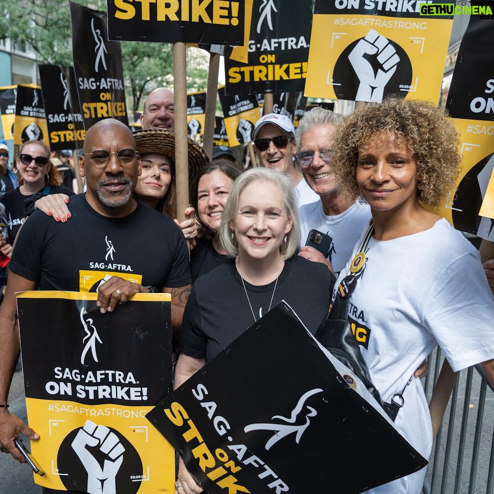 Kirsten Gillibrand Instagram - Congratulations, @sagaftra — this is another tremendous victory for unions and working families! You stood strong and refused to back down from this fight. Now working actors from New York to Atlanta to Los Angeles will get the fair wages, benefits, and protections they deserve.