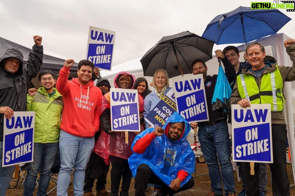 Kirsten Gillibrand Instagram - Congratulations to @uaw.union for securing a tentative agreement with Stellantis. I want to especially thank @uawregion9 and @uawregion9a workers in Tappan, New York, who held the line until they got the wages and benefits they deserve.