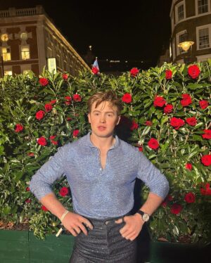 Kit Connor Instagram - vogue world (ft. joes awful photography)

@britishvogue 
@voguemagazine 

@tagheuer 
@loewe 
@felicitykay 
@thebradylea