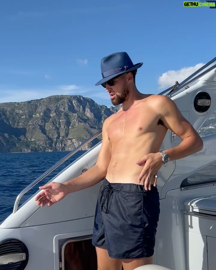 Klay Thompson - 694.2K Likes - I live for days on the water š š„ ⨠šŗ
#newcd