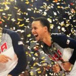 Klay Thompson Instagram - 👌🏽 x 2,974 and counting … Congrats to my bro on becoming the greatest 3 point marksmen in history. This man @stephencurry30 has revolutionized the game and luckily for me I’ve had a front row seat to witness what it takes to do what so many thought was impossible. It all starts with a passion for what you do and this man’s love for the game is second to none . Let’s run these numbers up and keep pushing the game forward big bro. Winter is coming ☔️ P.s. When I need a good laugh I look at your rivals.com profile , the Original SC30 HATERS 😂 #splashbros #yinyang
