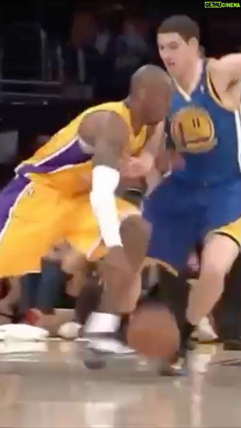 Klay Thompson Instagram - In honor of the Mambas birthday, here’s the GOAT busting my ass about a decade ago. I’ll never forget this night at staples . Kobe hit me with everything in his bag (up & unders, spins baseline & middle, stop & pop behind the screen). Whatever move you name - he had it and there was nothing I could do to stop him. Unfortunately he tore his right Achilles toward the end of regulation . But you never would of thought it because he walked it off as if he rolled his ankle . He was that much of a BADASS. We miss you so much Bean. Happy birthday brother - they don’t make em like you no more . Thank you for showing us how to be champions and persevere thru the toughest of times.