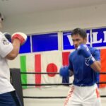 Klay Thompson Instagram - Manny told me he’d teach me how to fight if I teach him how to shoot I think that’s a fair deal 🥊 🏀 👌🏽 😂 Thanks for letting me watch you work @mannypacquiao . I haven’t been that juiced leaving the gym in a long time ! #ANTAgang