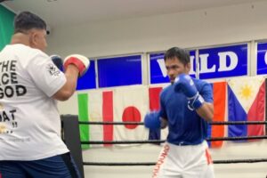 Klay Thompson Instagram - Manny told me he’d teach me how to fight if I teach him how to shoot I think that’s a fair deal 🥊 🏀 👌🏽 😂 

Thanks for letting me watch you work @mannypacquiao . I haven’t been that juiced leaving the gym in a long time ! 
#ANTAgang