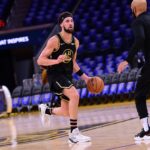 Klay Thompson Instagram - Hey DubNation, it’s coming . Just stay patient with me. These black uni’s go hard btw 🖤