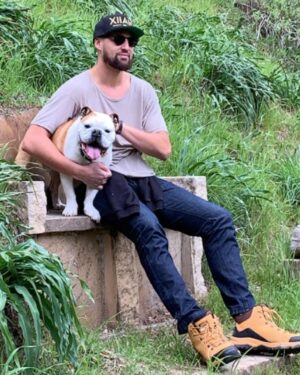 Klay Thompson Instagram - Rocco dump , mans best friend no 🧢