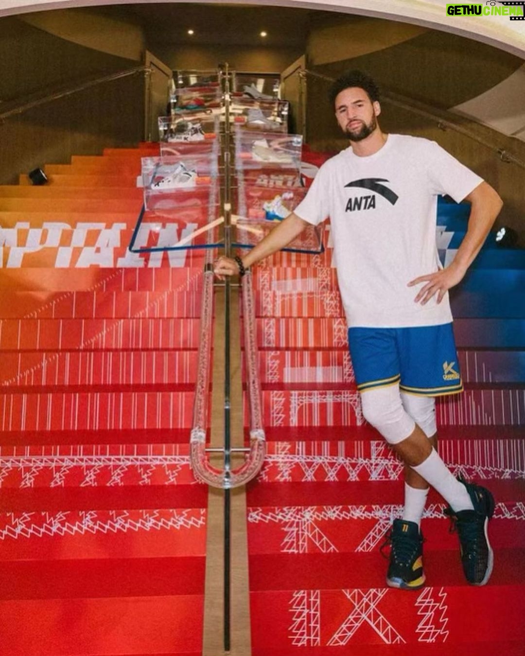 Klay Thompson Instagram - The KT9 is officially here. Thank you to everyone at @antasportsofficial who made this possible ! #CaptainKlay Shanghai, China