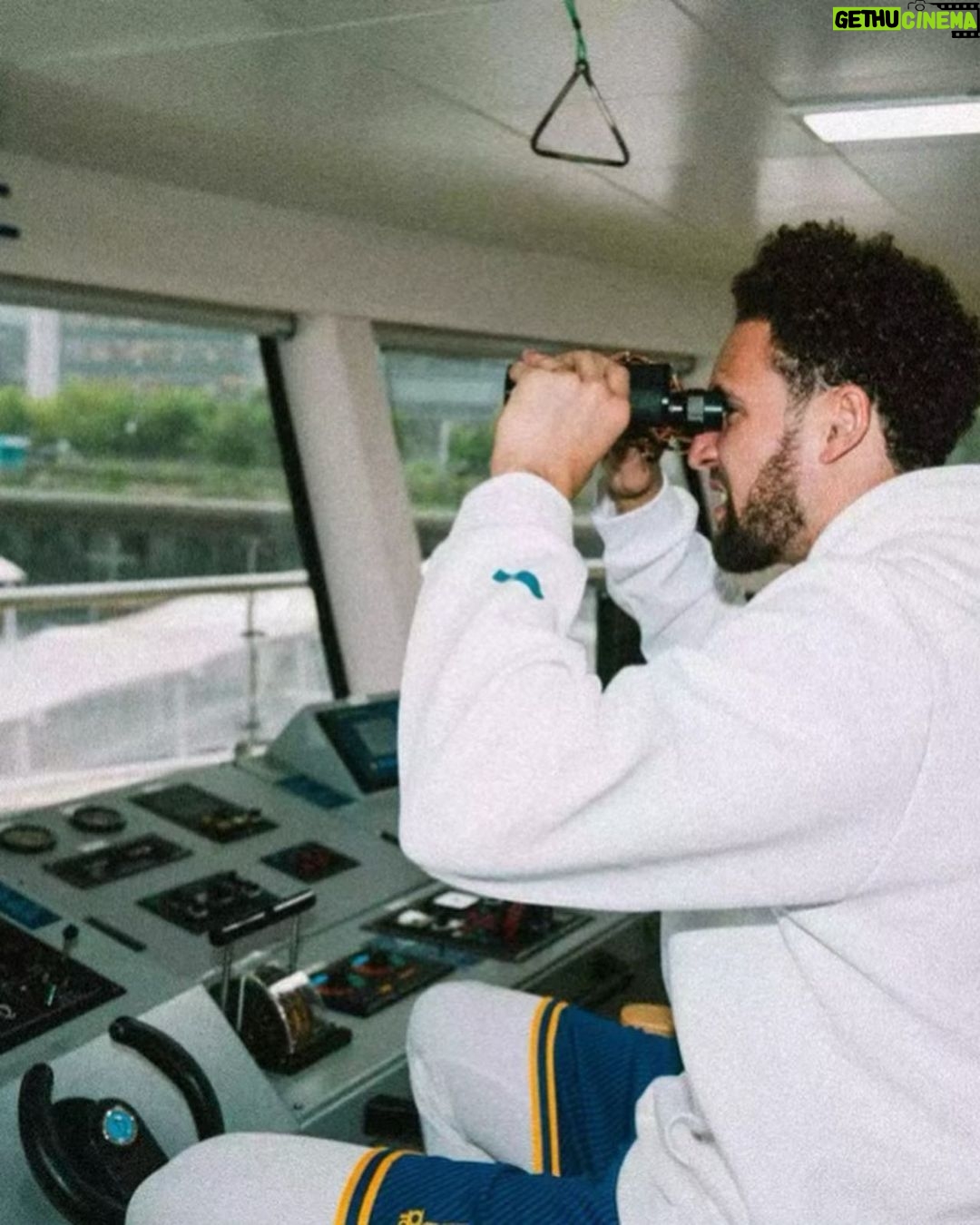Klay Thompson Instagram - The KT9 is officially here. Thank you to everyone at @antasportsofficial who made this possible ! #CaptainKlay Shanghai, China