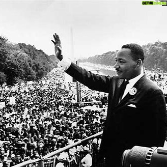 Kobe Bryant Instagram - “Faith is taking the first step even when you don’t see the whole staircase.” -Martin Luther King, Jr. #DreamEpic #MLKDay