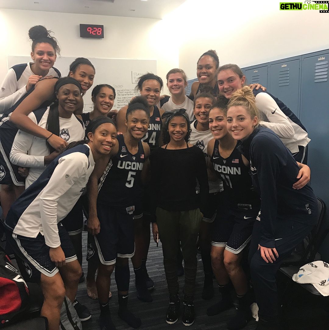 Kobe Bryant Instagram - Thank you @uconnwbb for treating our baby girl to a night she will never forget #uconn