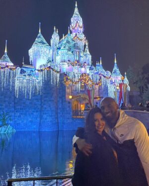 Kobe Bryant Instagram - On this day 20 years ago I met my best friend, my Queen @vanessabryant I decided to take her on a date to Disneyland tonight to celebrate old school style (pre 4princesses) I love you my mamacita per sempre