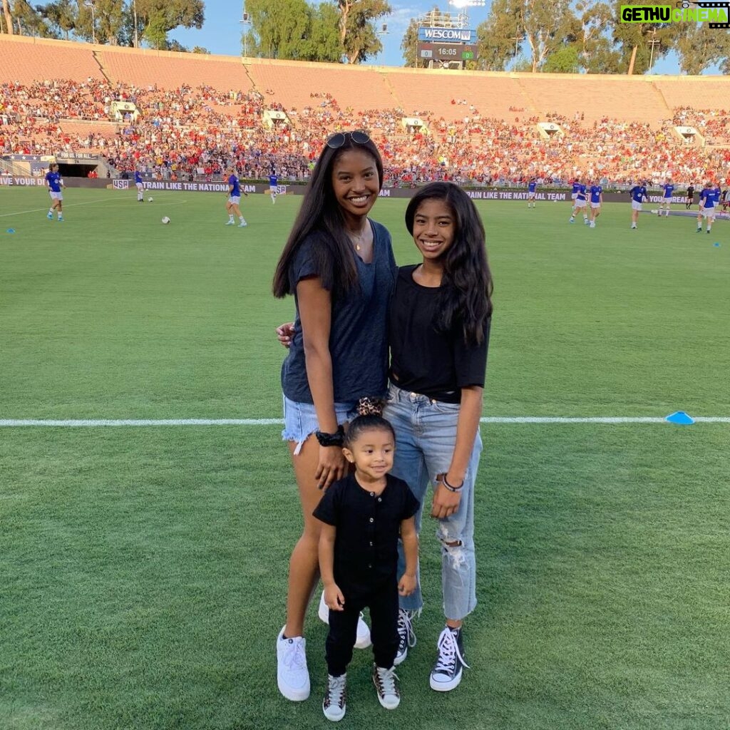 Kobe Bryant Instagram - Had an amazing time watching the greatest soccer team in the world with my babies Nani, Gigi and BB #uswnt