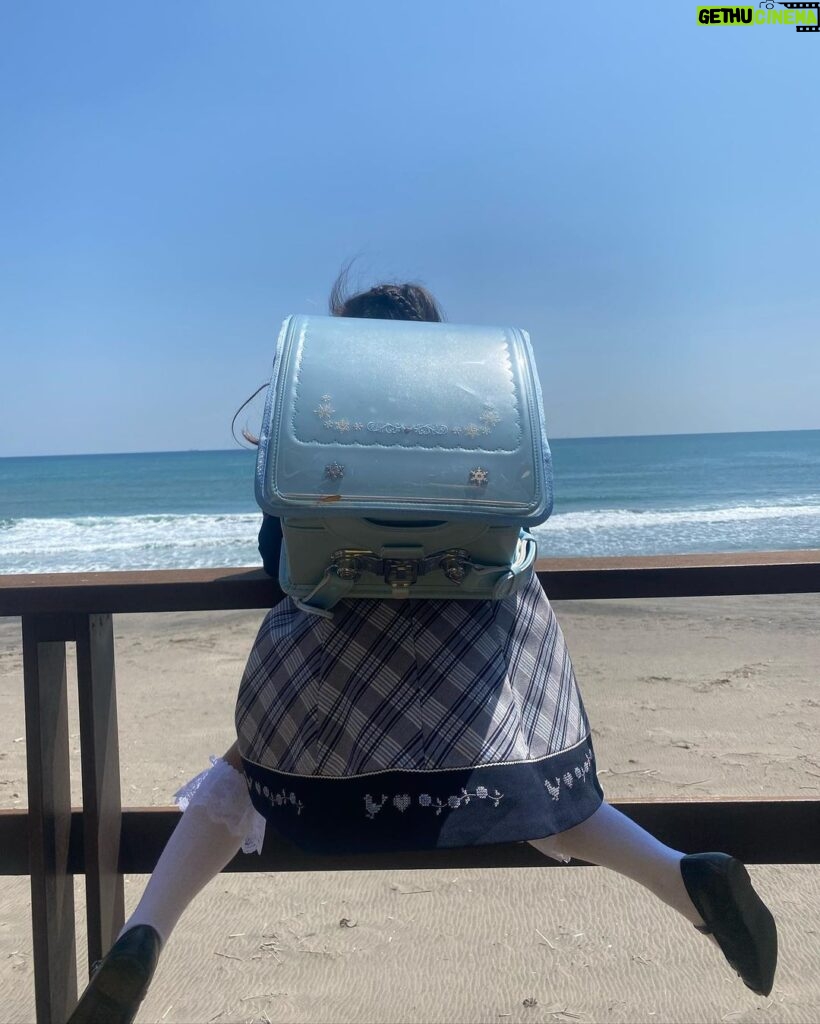Koharu Sugawara Instagram - みんな一生一年生🌸おめでとう一年生！