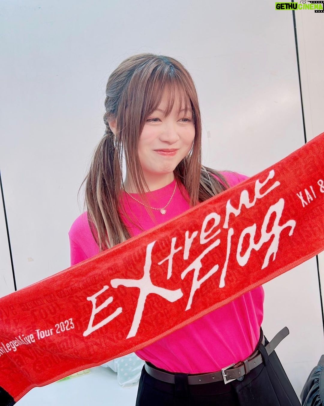 Konomi Suzuki Instagram - 『She is Legend Live Tour 2023 #ExtremeFlag 』 3本目は新宿公演! 初めてのツアーは一度きり。 ツアーが進む毎にそれを強く噛み締めています。嬉しさ楽しさと一緒に、少し名残惜しくなっていくのかも。 だから皆んなのこと、目一杯心に焼き付けていきます。有難うございました! このツアーでもっとレベルアップして東京に帰ってこよう。待っててーっ!!!🚩✨ #シーレジェ #ヘブバン