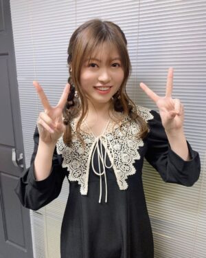 Konomi Suzuki Instagram - 本日デビュー11周年を迎えました🌸

皆んながくれたものでいっぱいの歌手人生だから、歌でまだまだお返ししていきます。いつも有難う。

新しい1年の始まり！とてもフレッシュな気持ちだよ。
どこまでも一緒にいきましょう🏃‍♀️