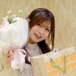 Konomi Suzuki Instagram - 香港に到着しました🇭🇰 お出迎えも有難う✨ 取材をして頂いたり、大好きなマテ貝と春雨のガーリック蒸しを食べたり、夜景に感動したり！ 明日はいよいよアジアツアー香港公演です🇭🇰 この日まで長かったね。 全部出し切ろうと思います。よろしくね！